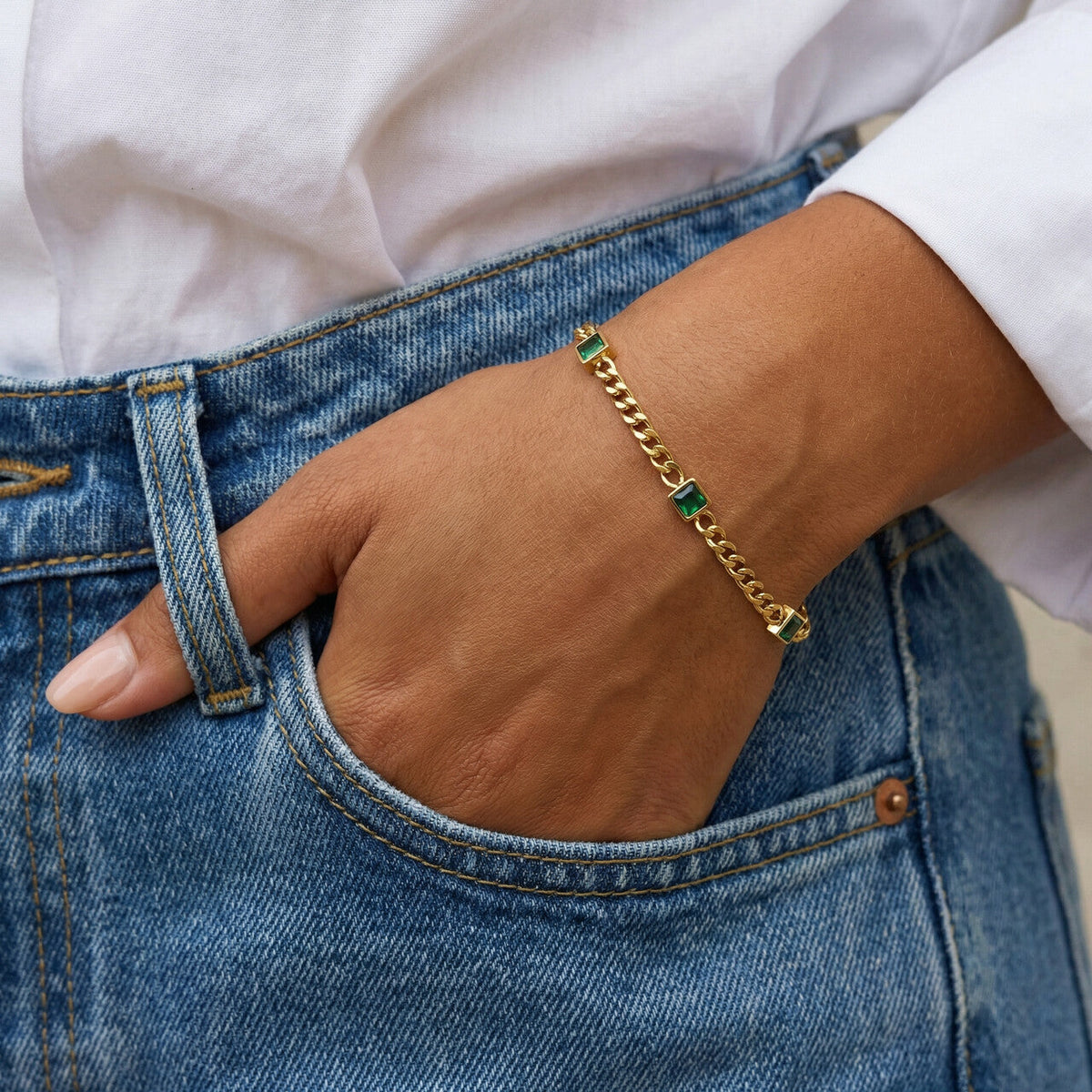Gold green gem chain bracelet