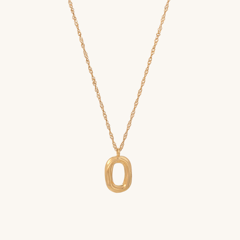 Wobbly oval necklace