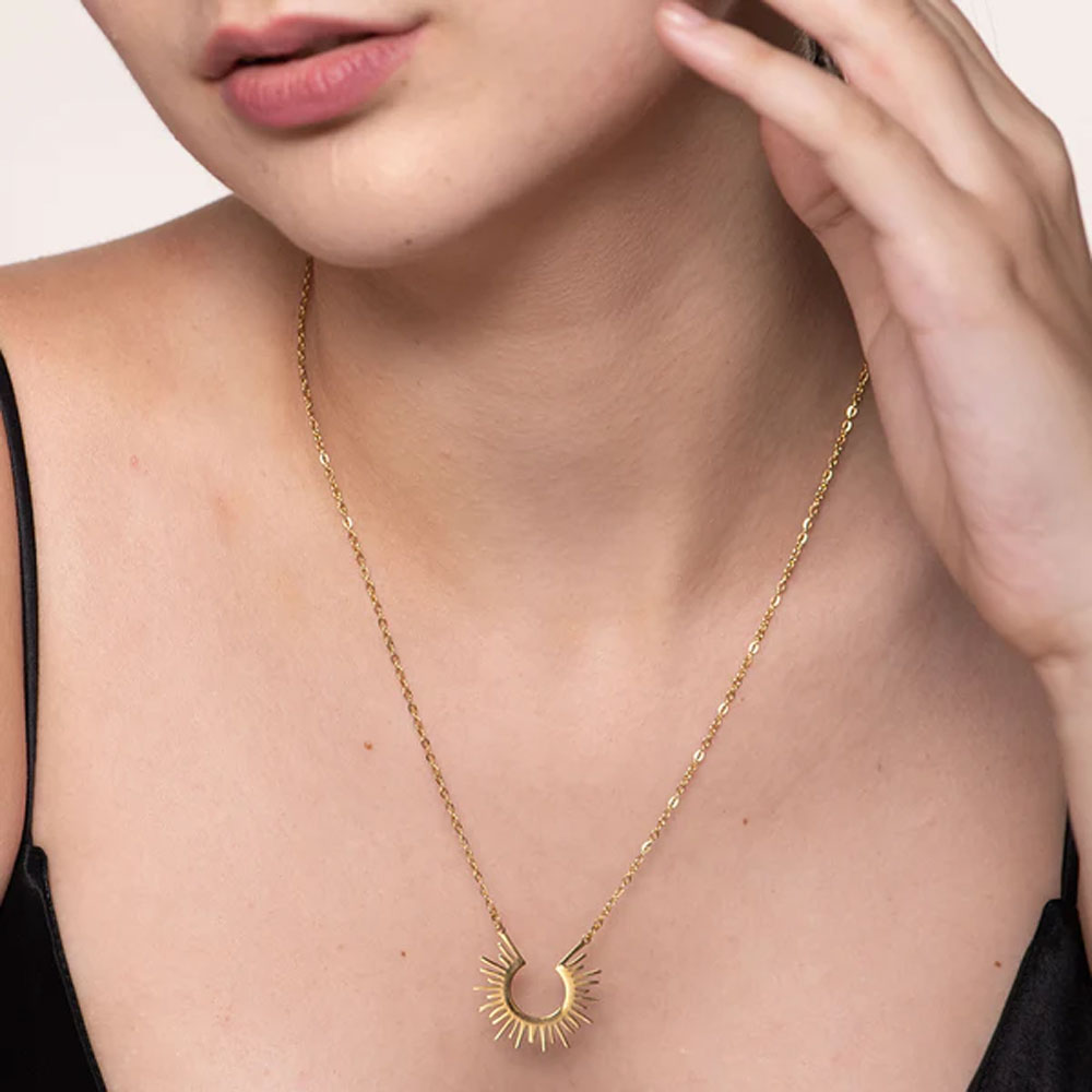 Sun rays necklace