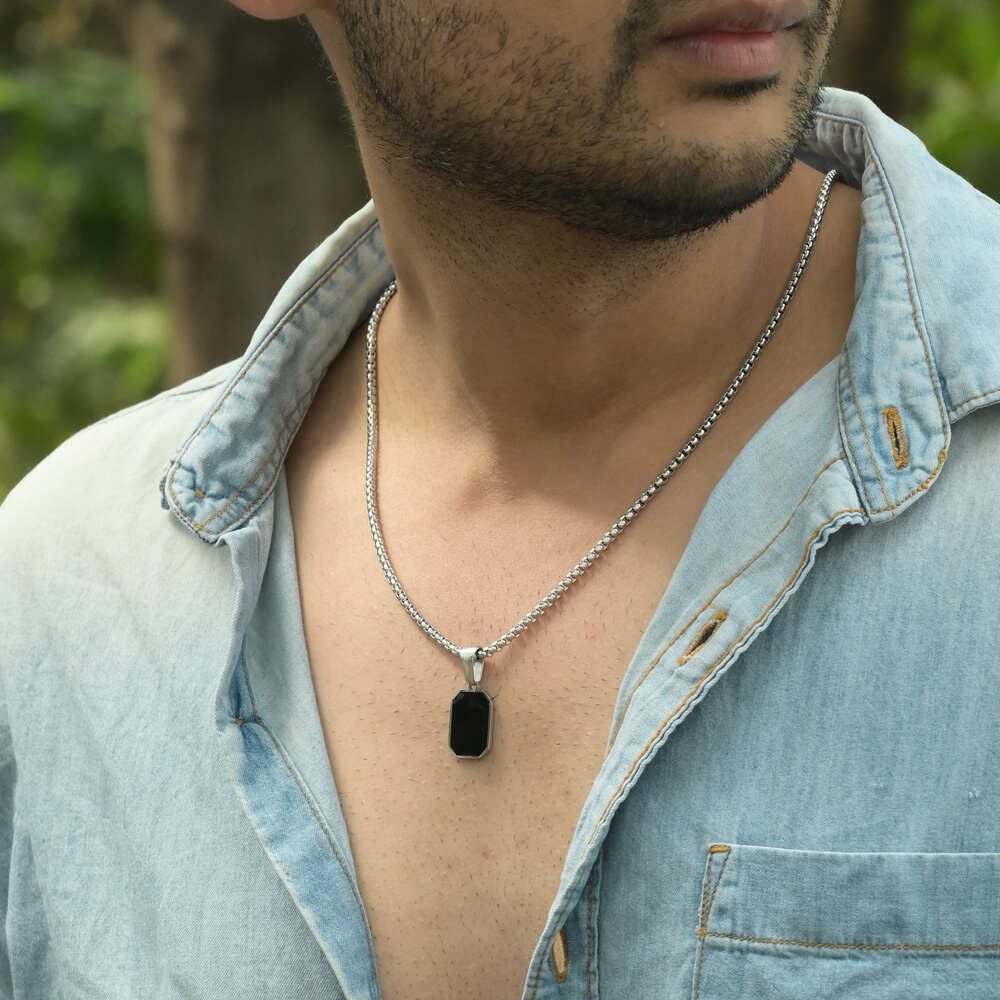 Shadow Octane Necklace