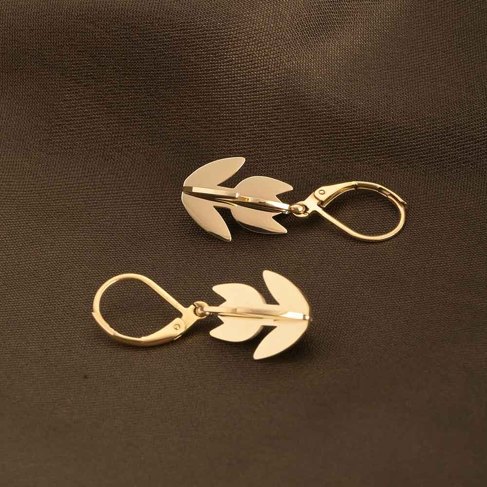 Golden tulip earrings