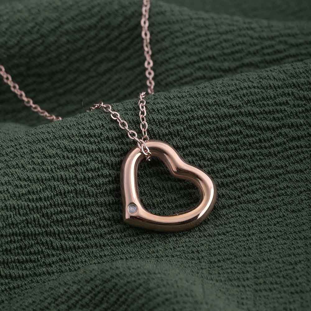 Cute heart pendant necklace
