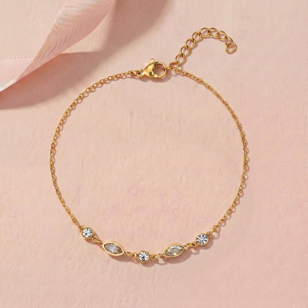 Oval Orbit Spark Chain Bracelet