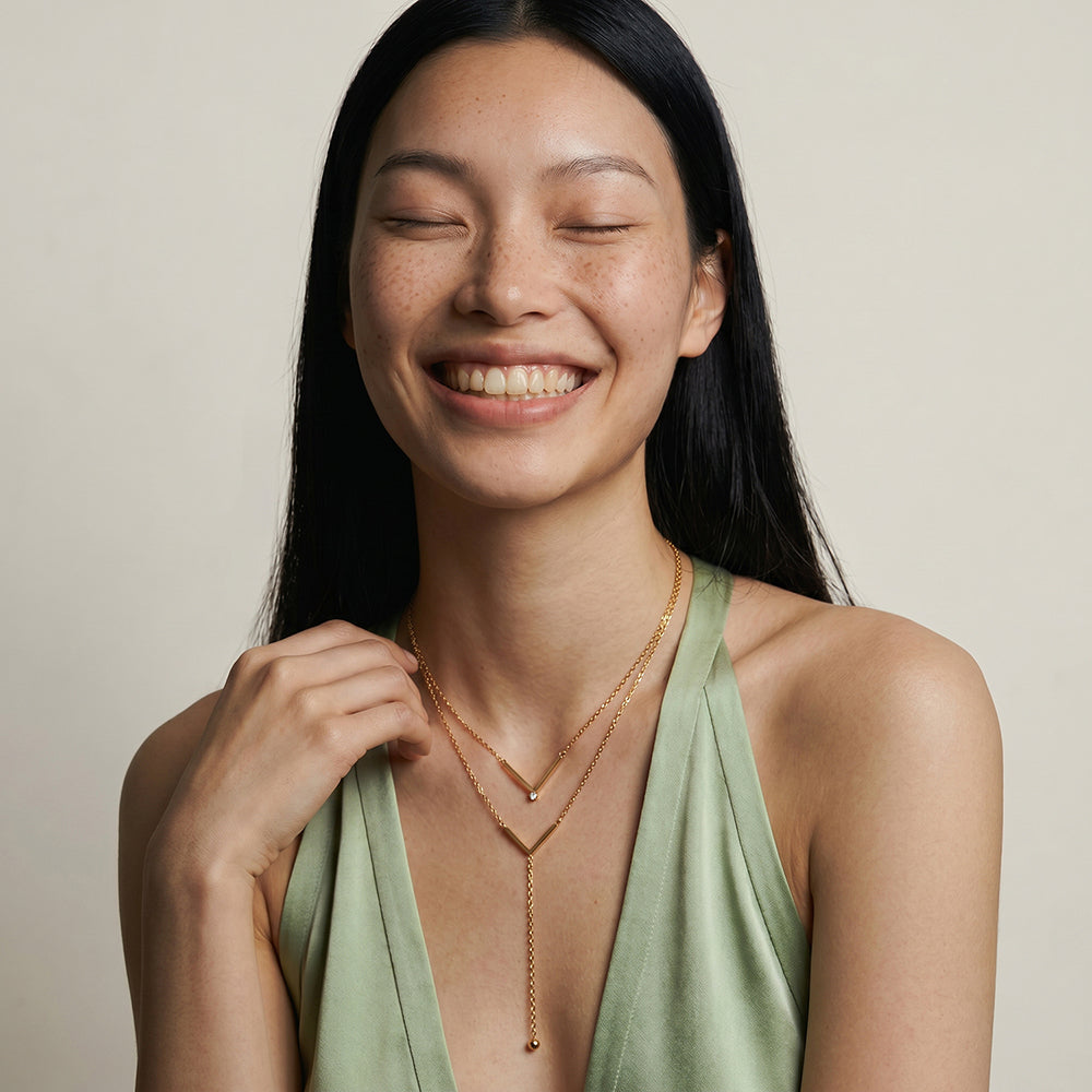 Dual V Curve Layer Necklace