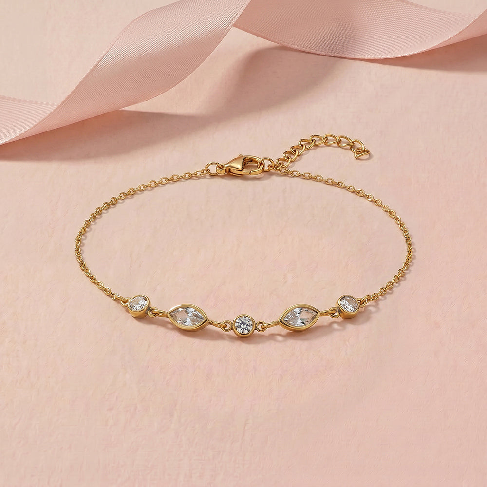 Oval Orbit Spark Chain Bracelet