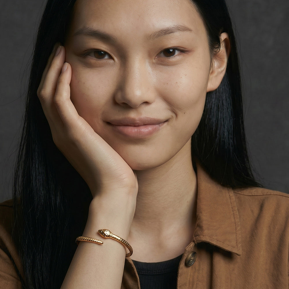 Texture Snake Curve Cuff Bracelet