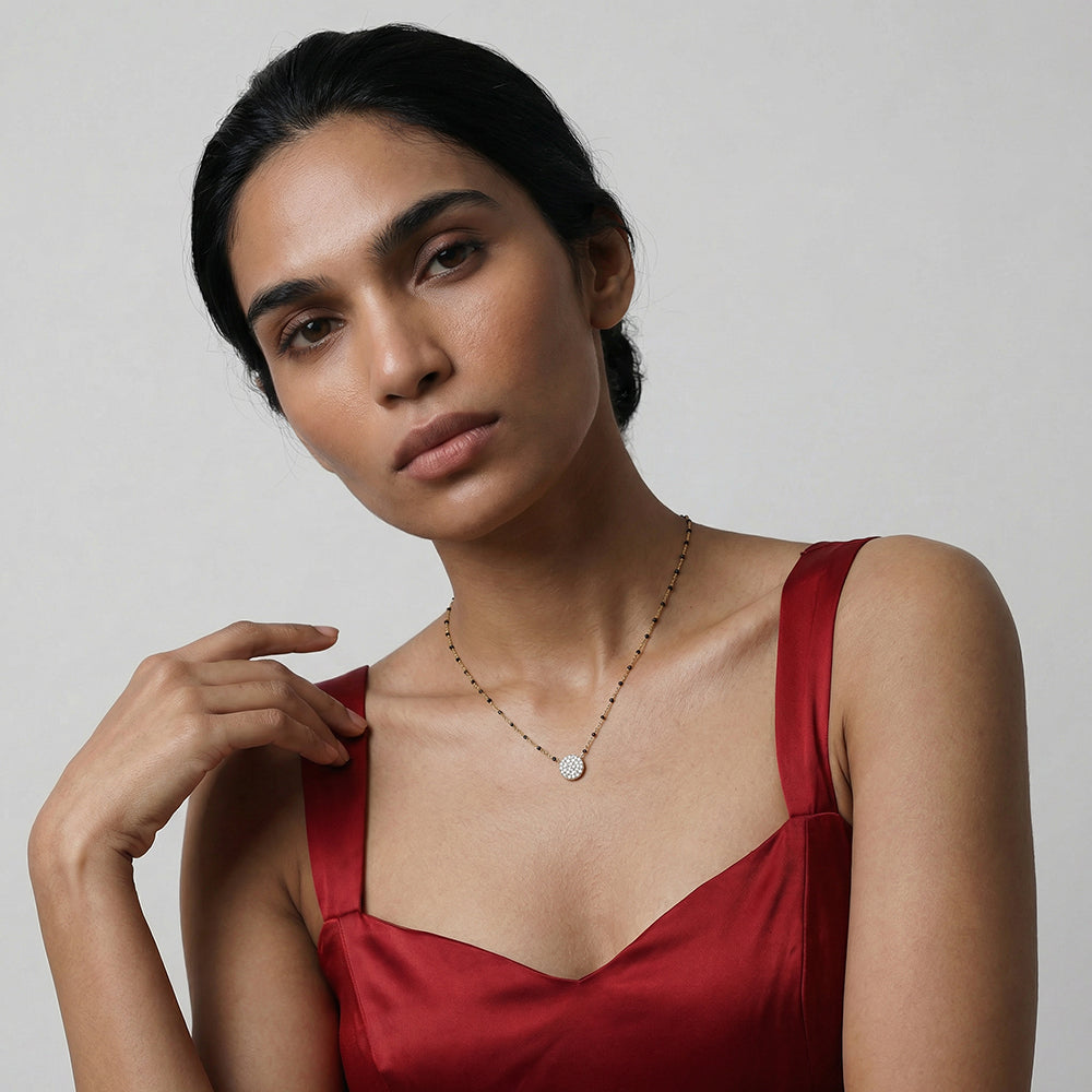 Crystal Disc Glow Demifine Mangalsutra