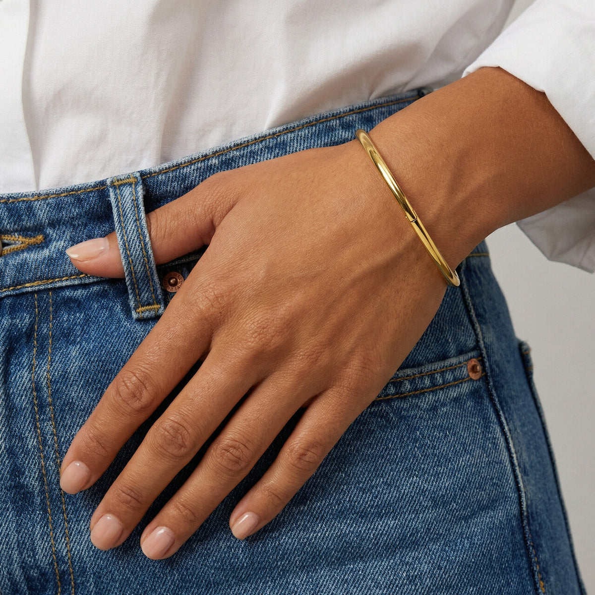 Classic gold bangle bracelet