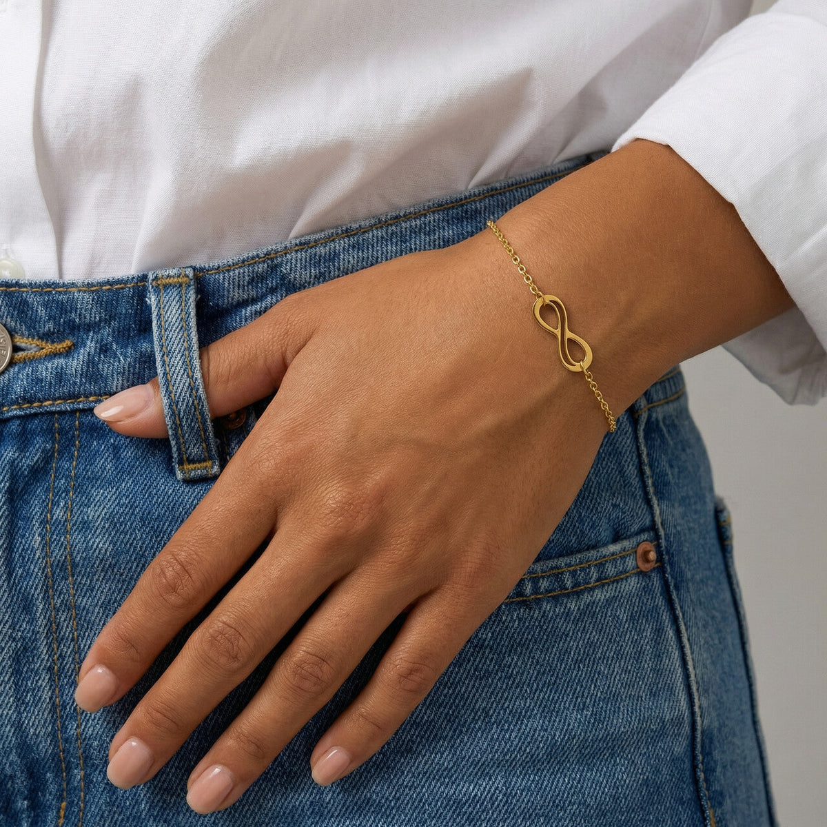 Infinity charm chain bracelet