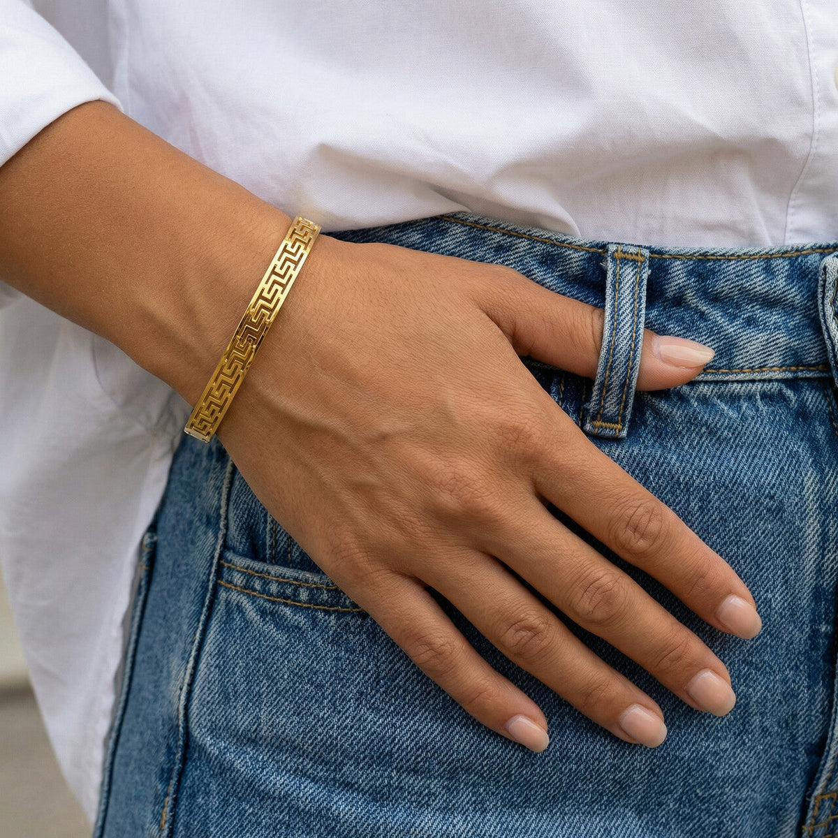 Gilded maze bracelet