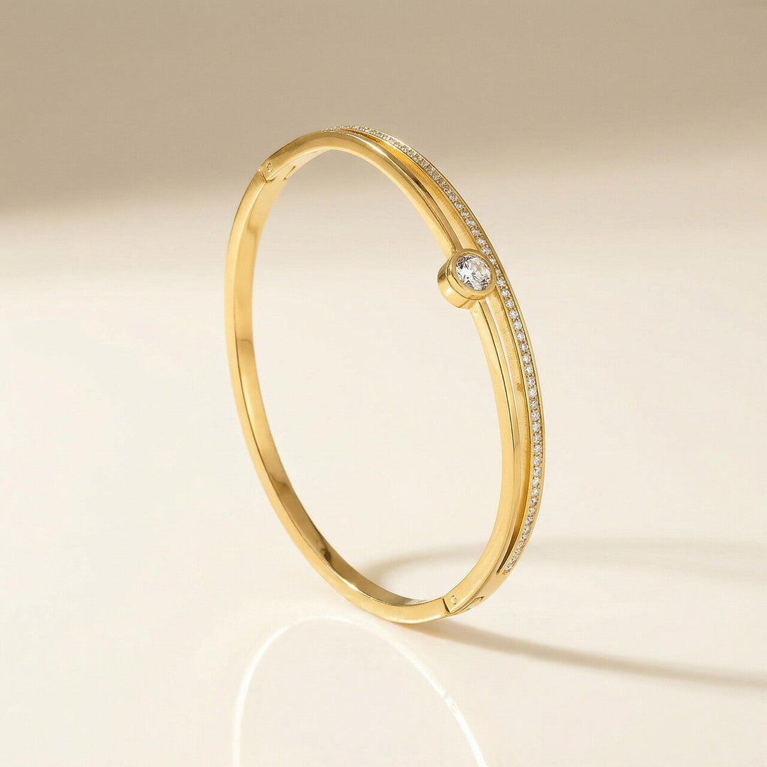 Women's Exquisite 18K Gold-Plated Bracelet with Stones