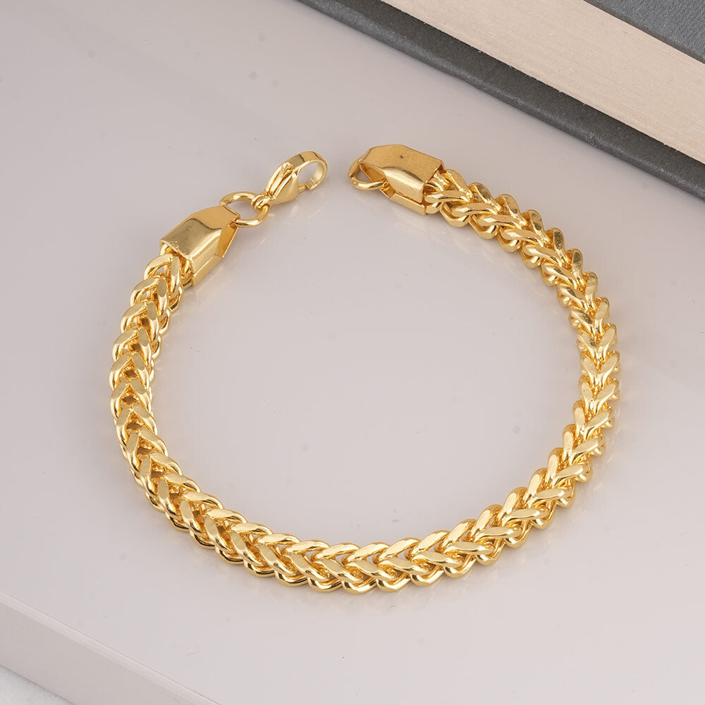 Classic gold chain bracelet