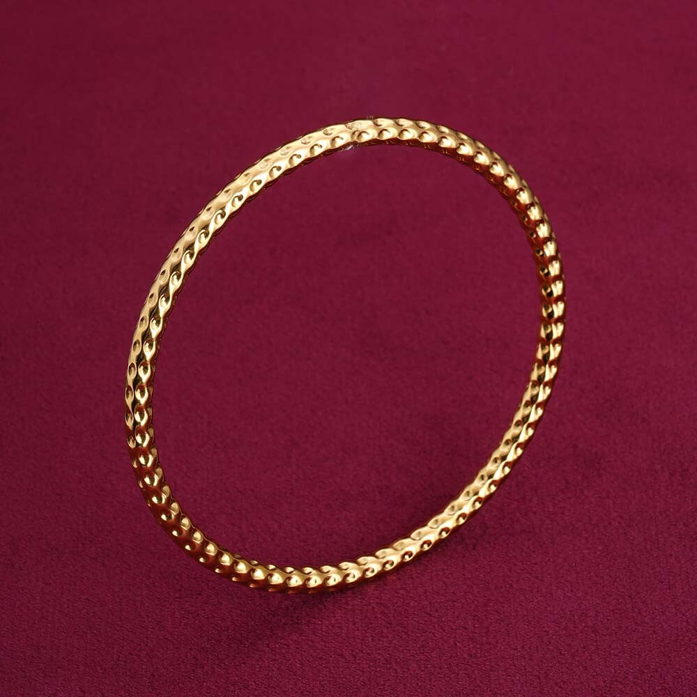 Gold Plated Circle Hammered Bracelet