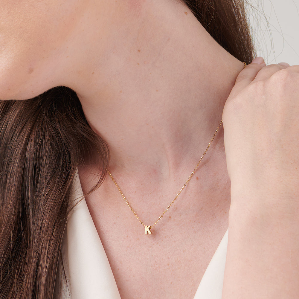 Small letter necklace